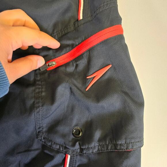 Speedo Black Red Swim Shorts Zipper Side Pocket size X-Large - Picture 4 of 9